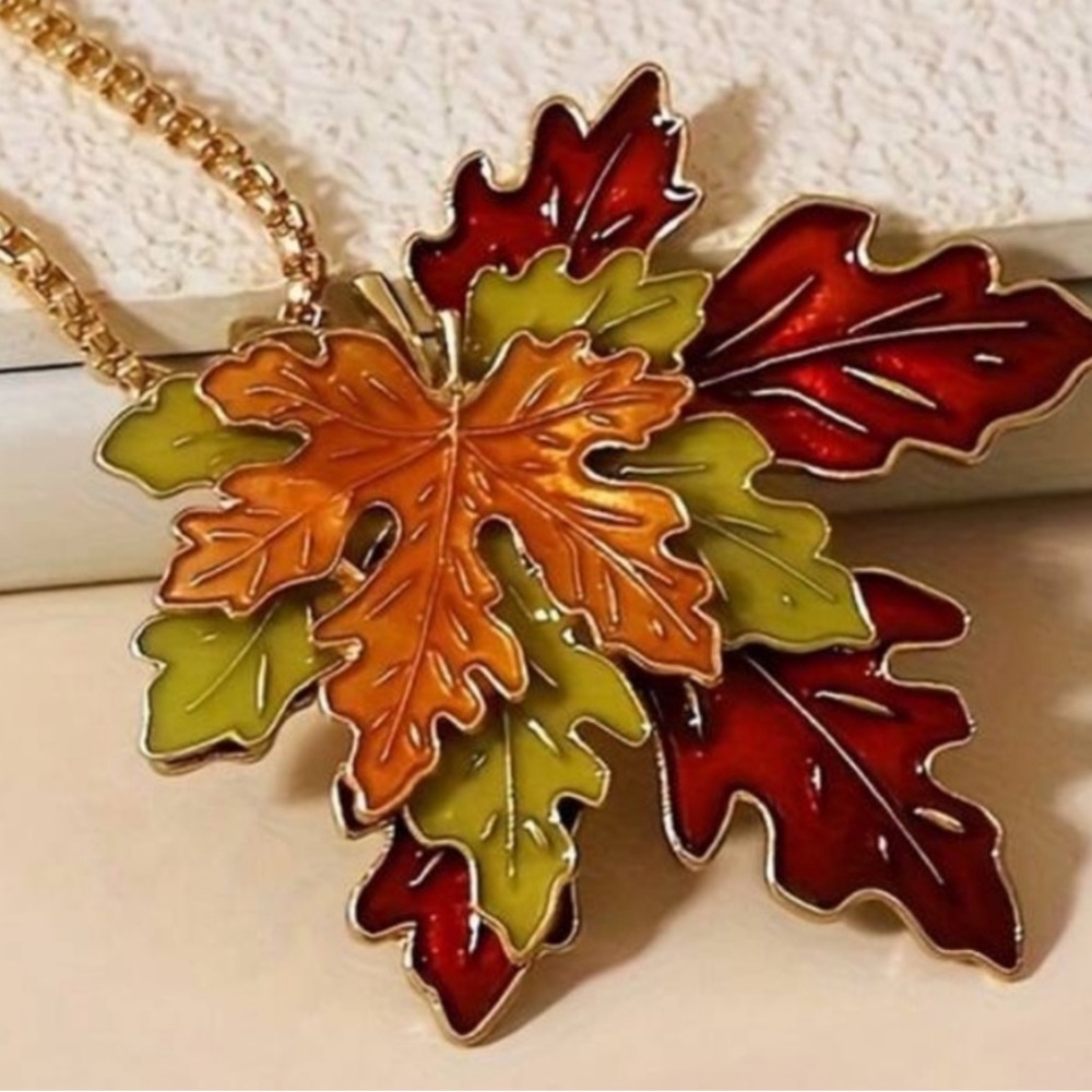 Maple Leaf Fall Necklace